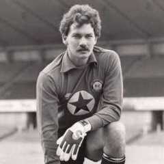 Kevin Carr's Gloves