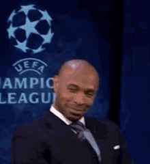 henry-thierry-henry.gif.b0ad196f895f512fa8f57526f70a2d48.gif